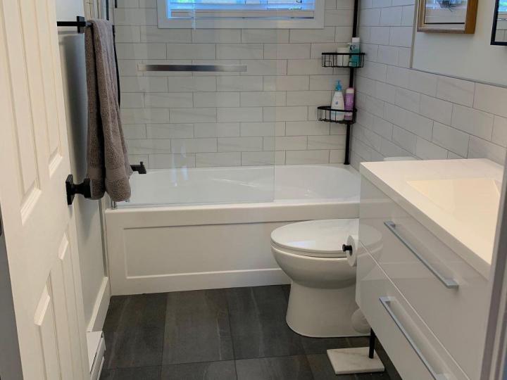 Plus de vielle salle de bain, place au renouveau !